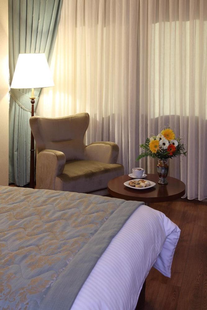 Hotel Senbayrak City Adana Exterior photo