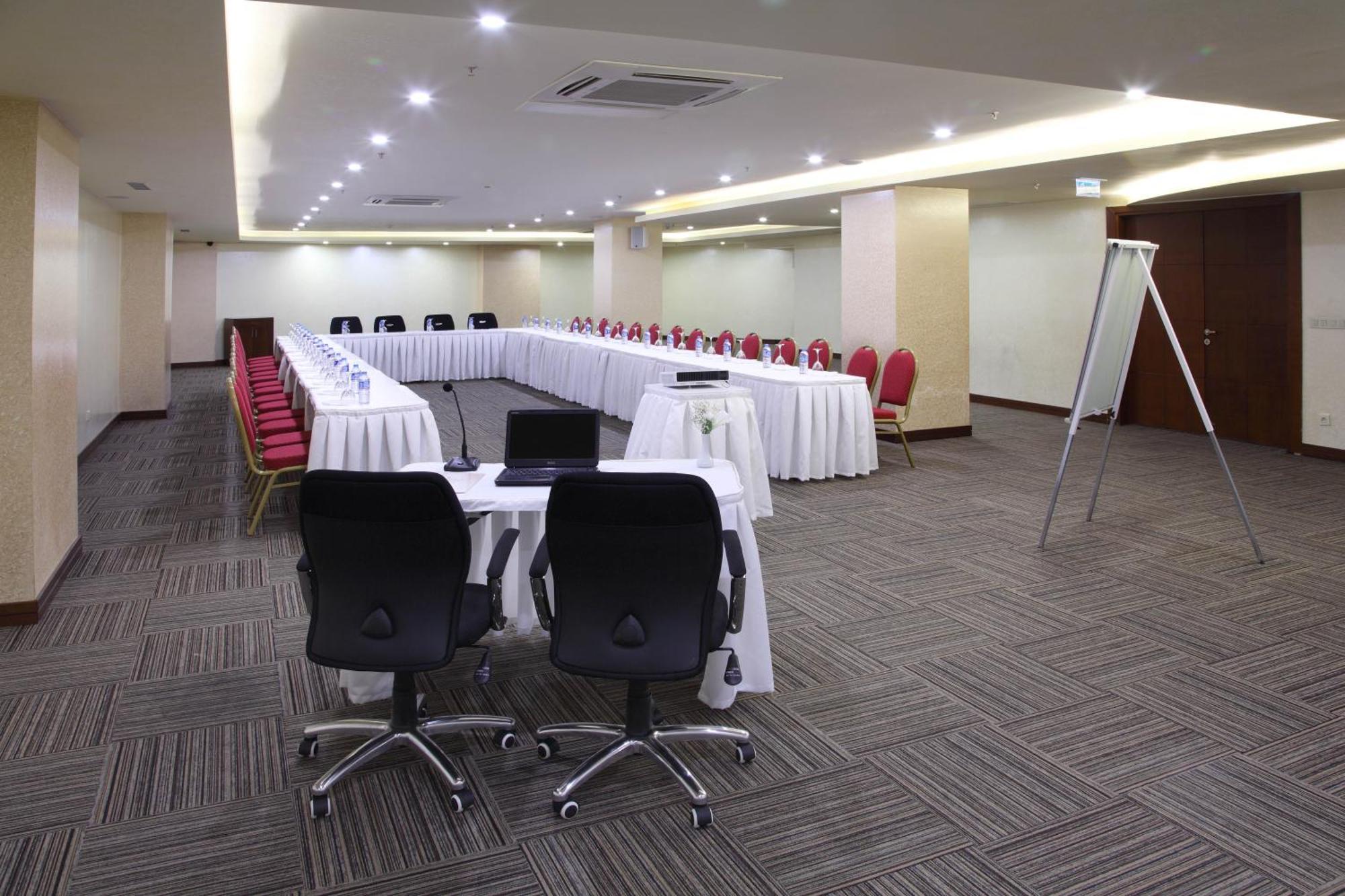 Hotel Senbayrak City Adana Exterior photo