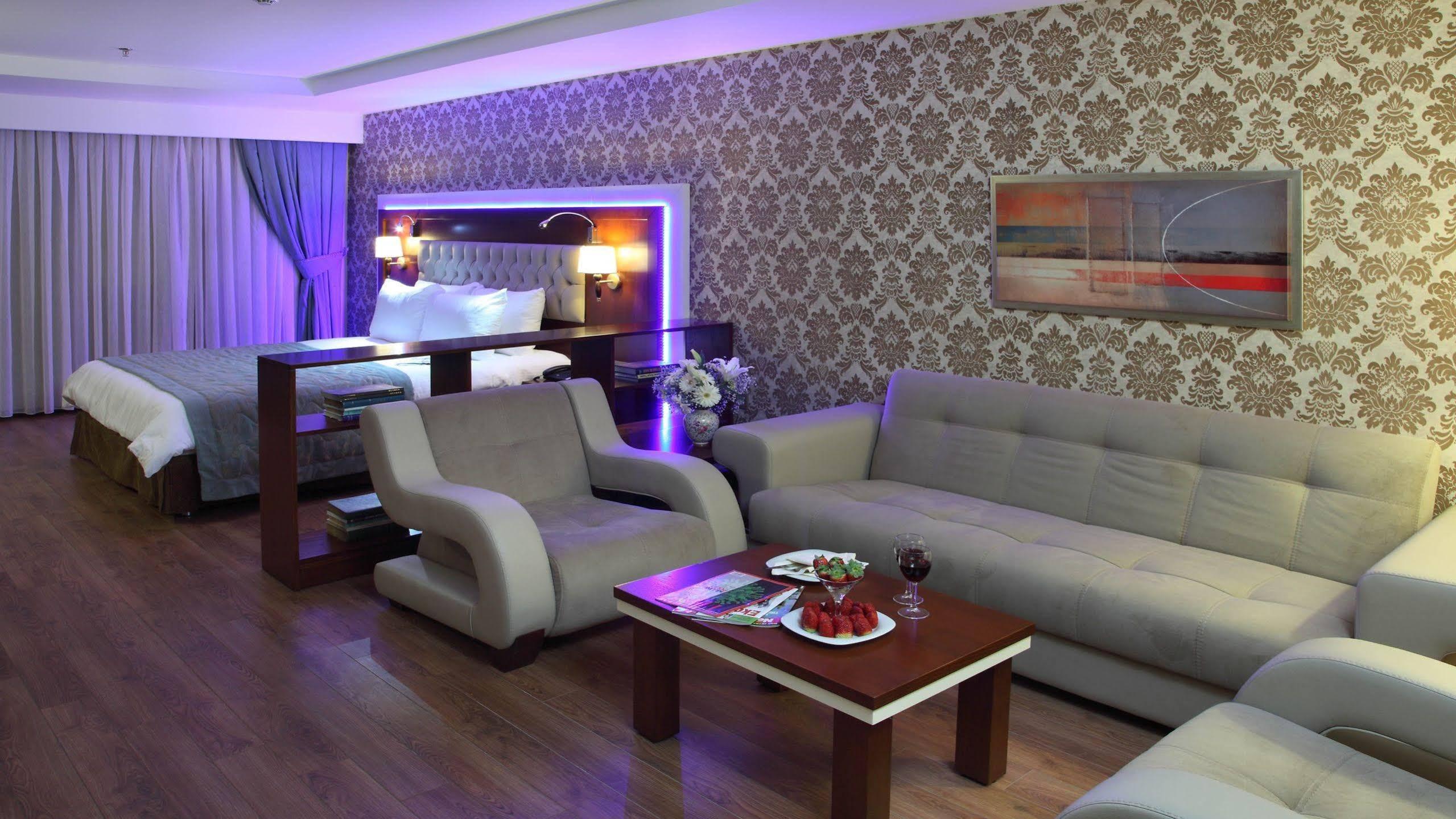 Hotel Senbayrak City Adana Exterior photo