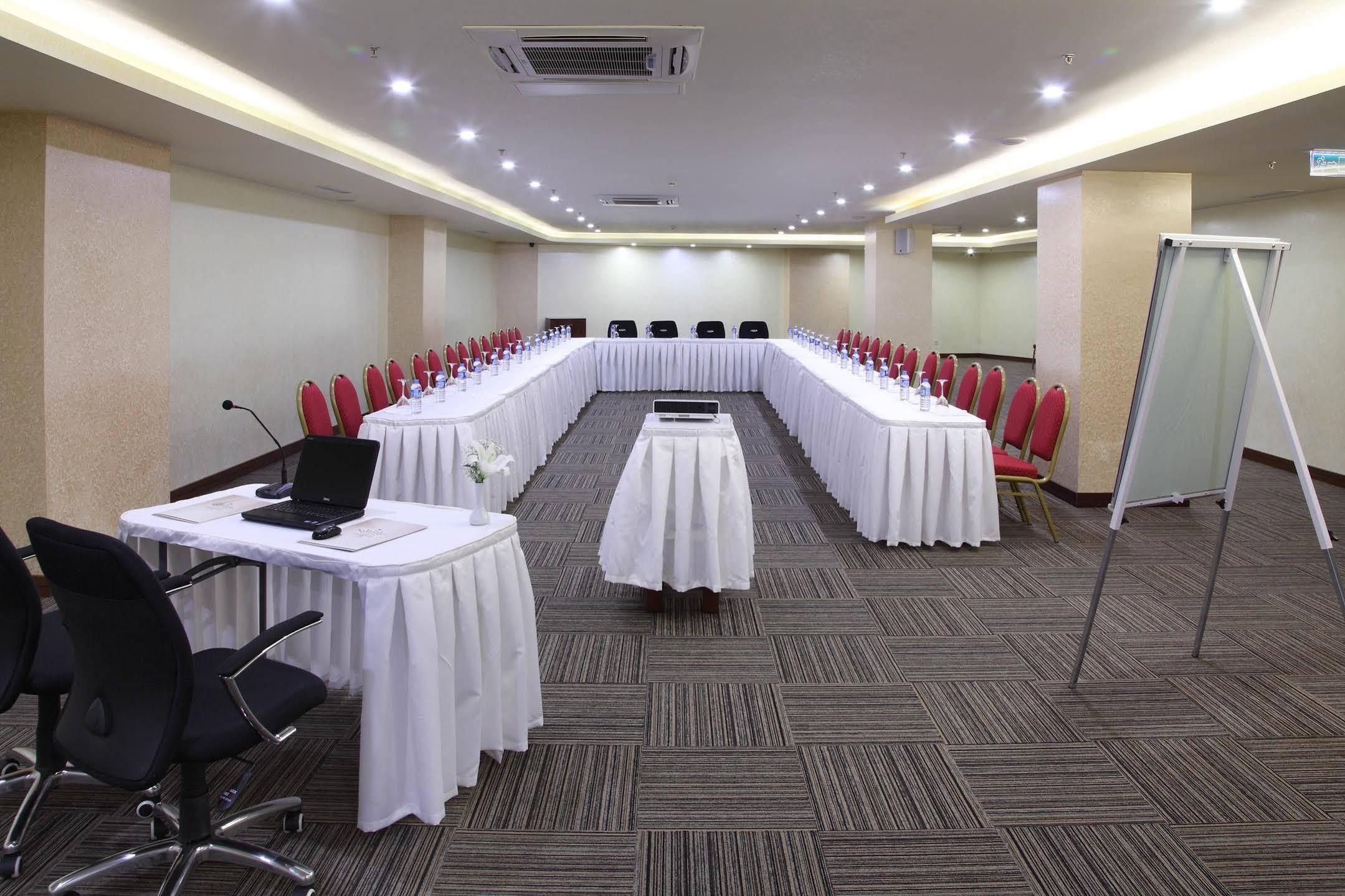 Hotel Senbayrak City Adana Exterior photo
